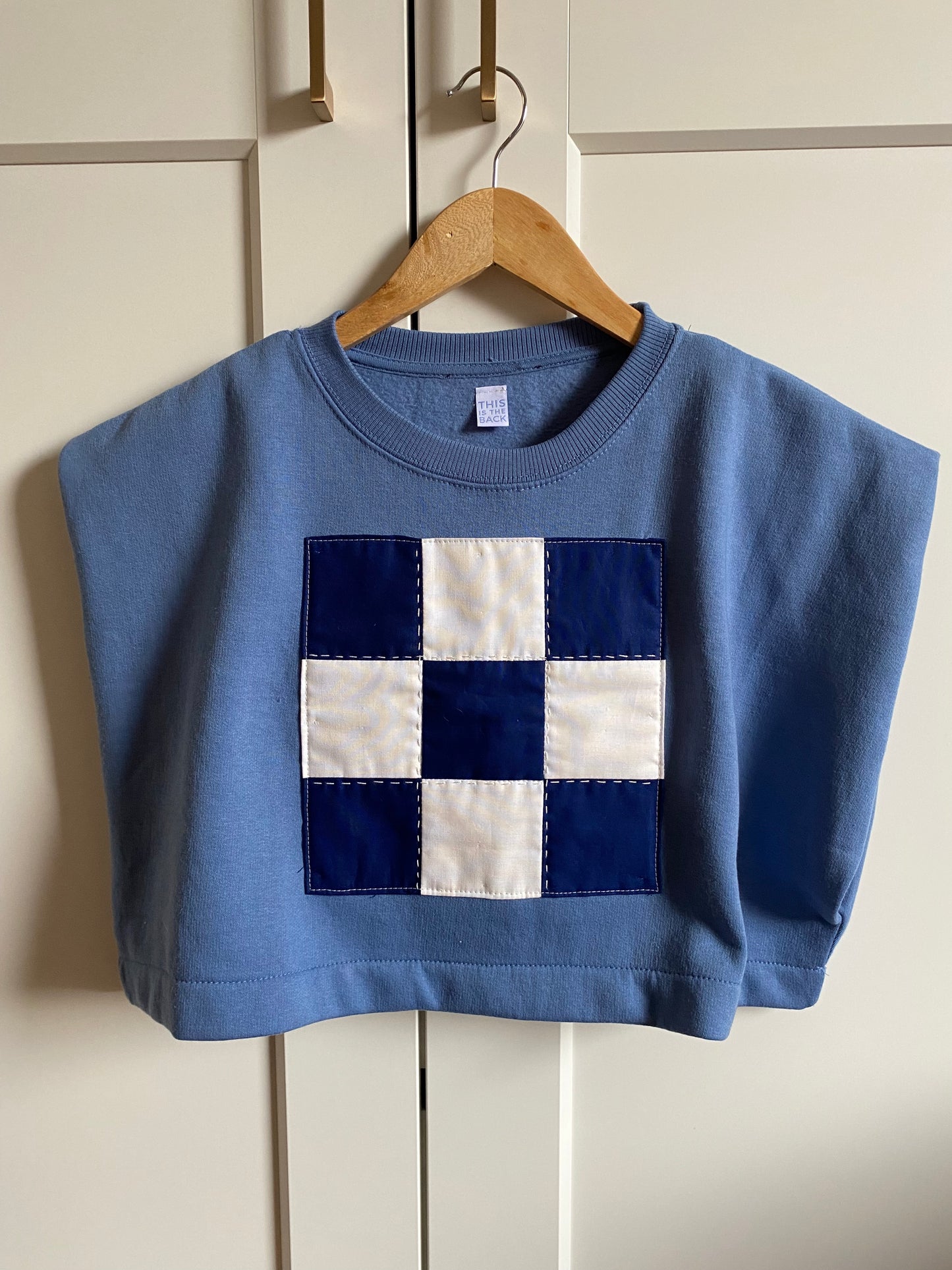 Blue & White Check / Sleeveless Sweatshirt