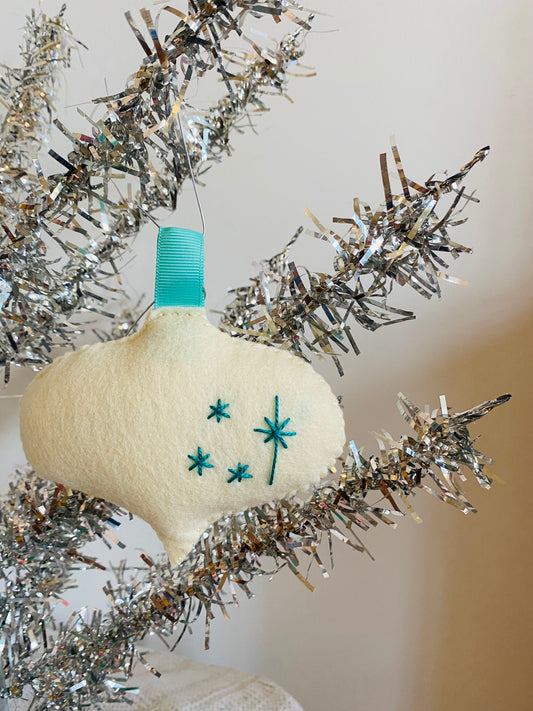 Retro Ornaments That Don't Break / Antique White