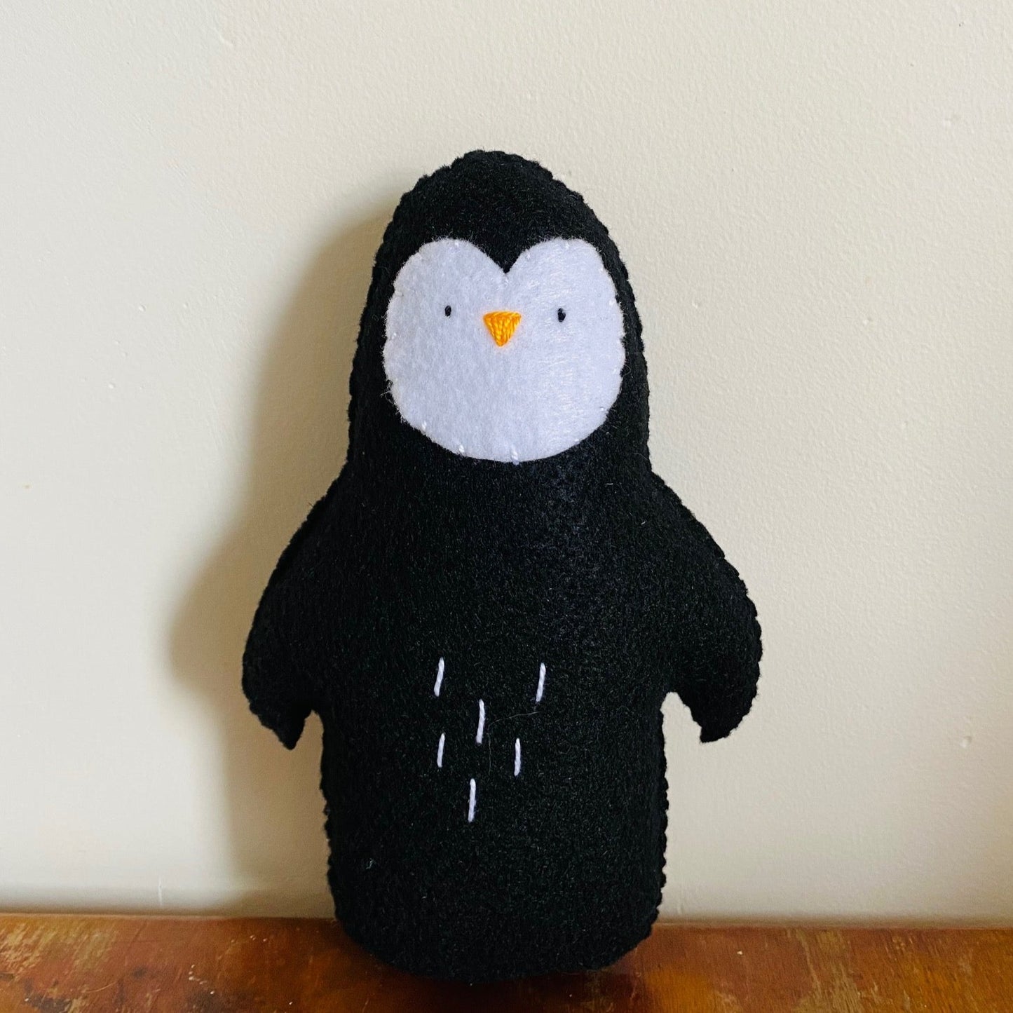 Carlos / Penguin